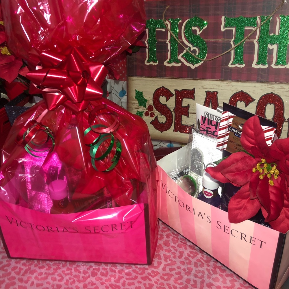 Victoria’s Secret Holiday gift Basket